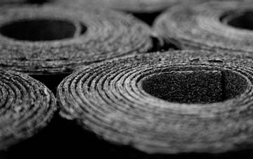 Leavening bitumen roof disadvantages