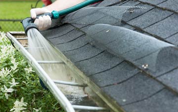 Leavening gutter cleaning costs